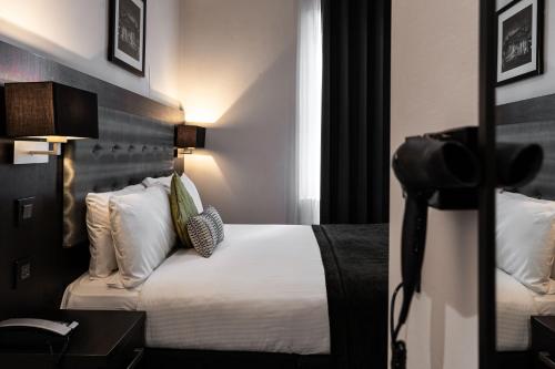 Habitación Doble con baño privado del hotel W14. Foto 4