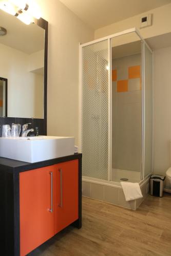 Apartamento Estudio Doble - 2 camas del hotel Adonis Paris Sud. Foto 3