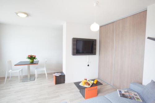 Apartamento de 1 dormitorio del hotel Adonis Paris Sud. Foto 5