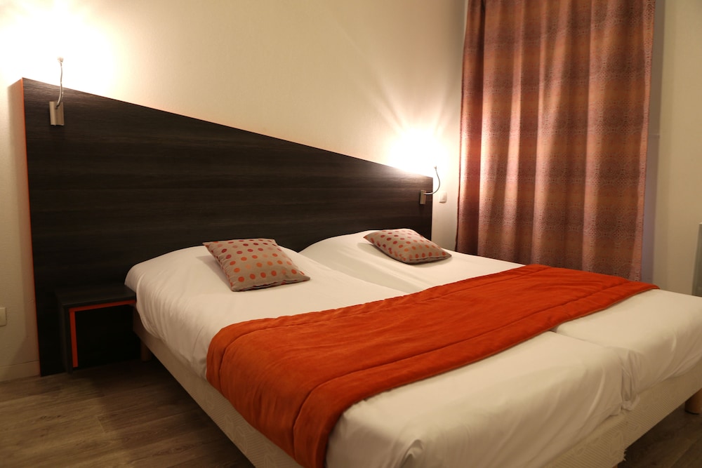 Estudio, 1 cama doble, cocina básica del hotel Adonis Paris Sud. Foto 2