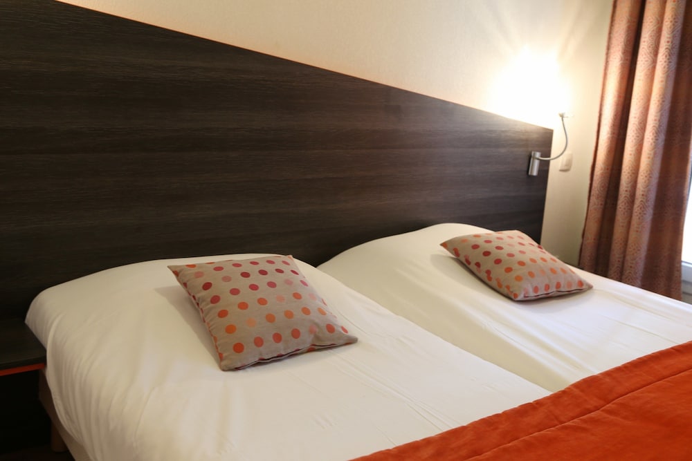 Estudio, 1 cama doble, cocina básica del hotel Adonis Paris Sud. Foto 10