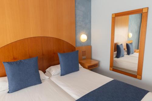 Basic Triple Room del hotel R2 Pájara Beach and Spa - All Inclusive. Foto 2