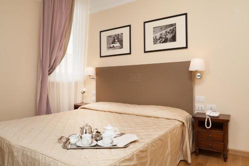 Habitación Doble Clásica del hotel EXECUTIVE FLORENCE. Foto 8
