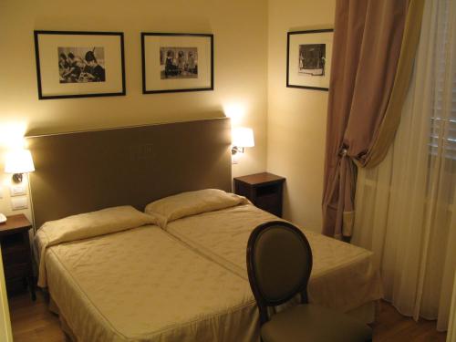 Habitación Doble Clásica del hotel EXECUTIVE FLORENCE. Foto 13