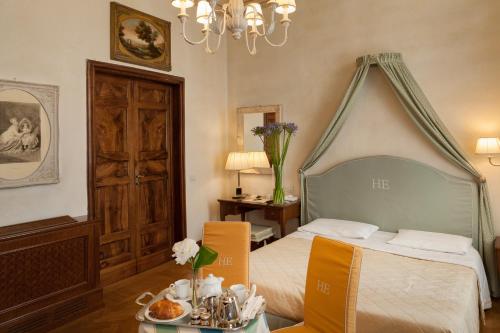 Habitación Doble Deluxe del hotel EXECUTIVE FLORENCE. Foto 6