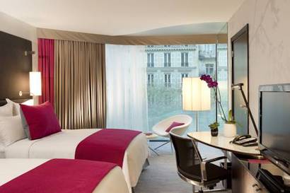 Habitación Familiar del hotel Renaissance Paris Arc De Triomphe
