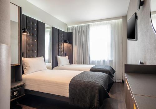 Habitación Doble con 2 camas, acogedora y con vistas del hotel Point A - Paddington. Foto 12