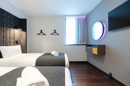 Alojamiento Doble Acogedor con ventana - 2 camas del hotel Point A London Liverpool Street. Foto 2