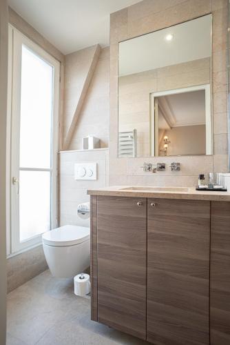 Habitación Doble Confort - 1 o 2 camas con balcón del hotel Perreyve Hotel. Foto 1