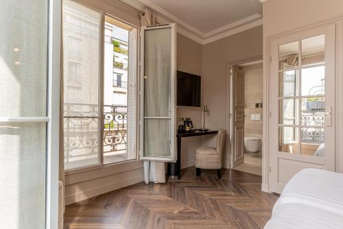 Habitación Doble Deluxe con balcón - 1 o 2 camas del hotel Perreyve Hotel. Foto 1