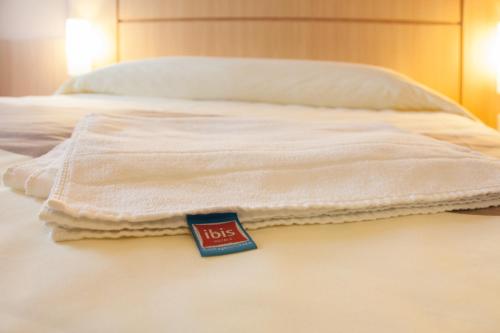Habitación Estándar - 2 camas individuales del hotel Ibis Milano Malpensa Aeroporto. Foto 10