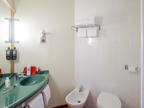 Habitación Doble Premium del hotel Ibis Milano Malpensa Aeroporto. Foto 2
