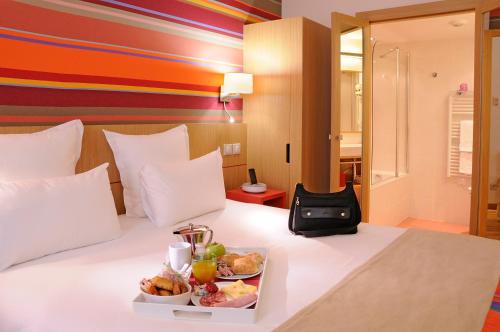 Habitación Doble Superior del hotel Best Western Du Mucem. Foto 8