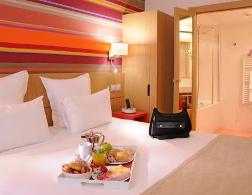 Habitación Doble Confort del hotel Best Western Du Mucem. Foto 5