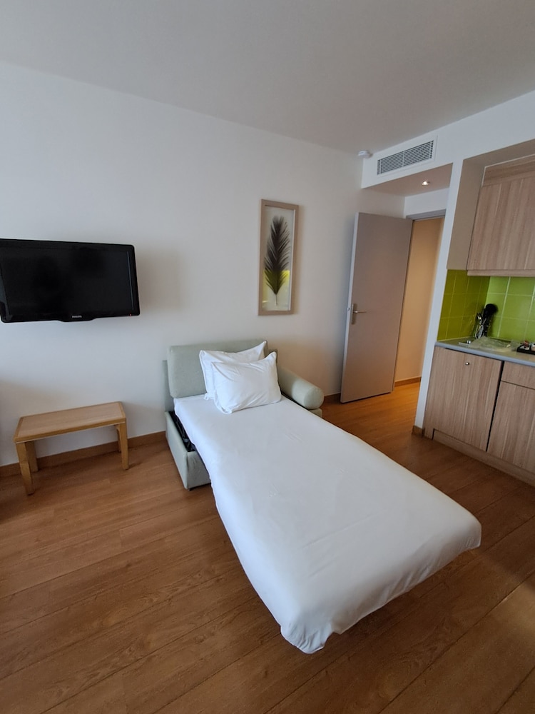 Estudio Sofá Cama incluido 1 Cama Individual del hotel Adagio Paris Vincennes. Foto 3
