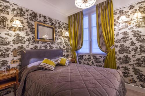 Habitación Doble Clásica del hotel Grand Hotel De L'Univers Saint Germain. Foto 6