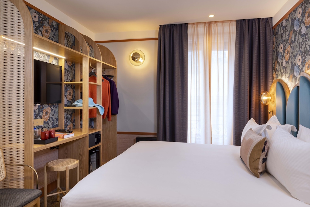 Habitación Confort con 1 cama doble o 2 individuales del hotel Hôtel Jardin de Cluny. Foto 1