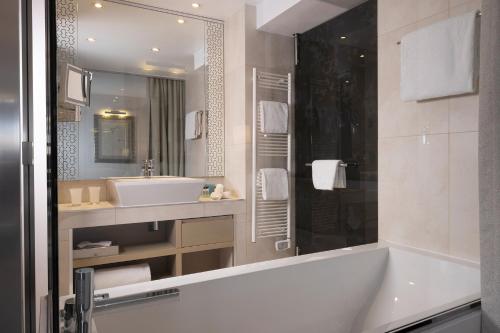 Suite del hotel Etoile Maillot