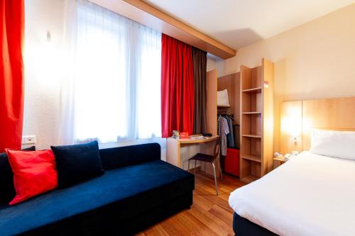 Habitación Doble Estándar 2 camas - adaptada para personas con movilidad reducida del hotel Ibis Krakow Stare Miasto. Foto 2