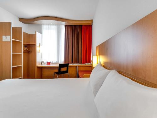 Habitación Doble del hotel Ibis Krakow Stare Miasto. Foto 7