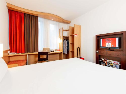 Habitación Doble del hotel Ibis Krakow Stare Miasto. Foto 1