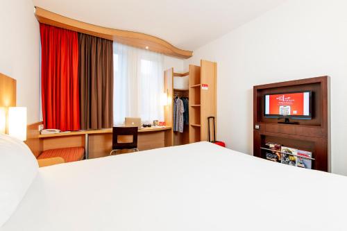 Habitación Doble del hotel Ibis Krakow Stare Miasto. Foto 10