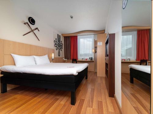 Habitación Premium del hotel Ibis Krakow Stare Miasto. Foto 9