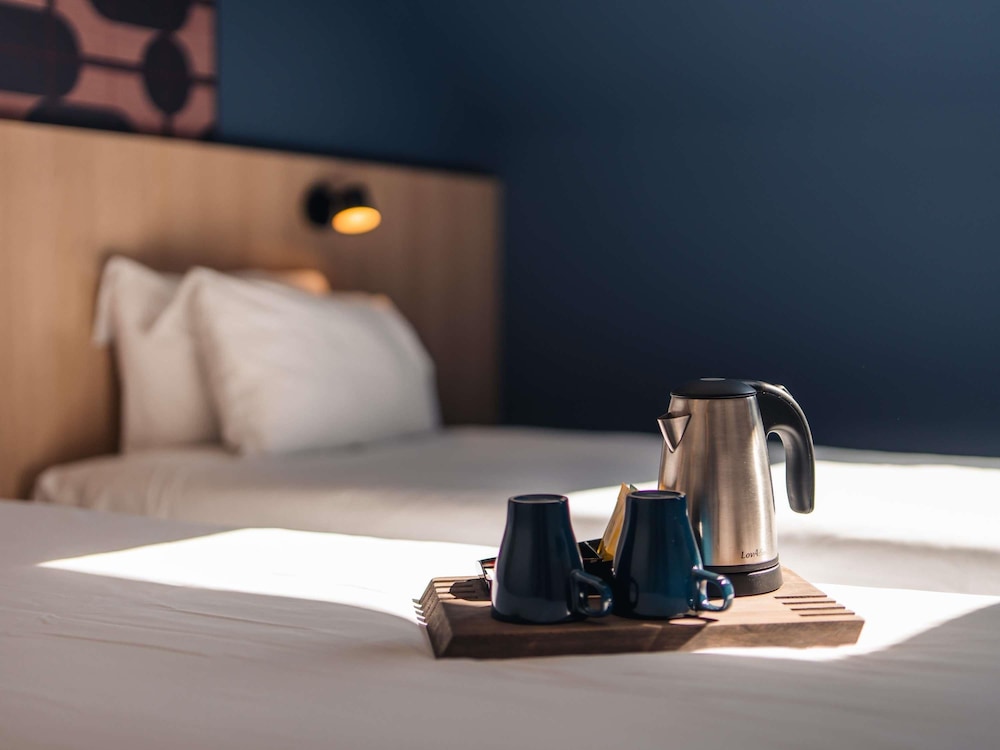 Habitación estándar, 2 camas individuales del hotel Ibis Styles Charleroi Airport Aero 44. Foto 4