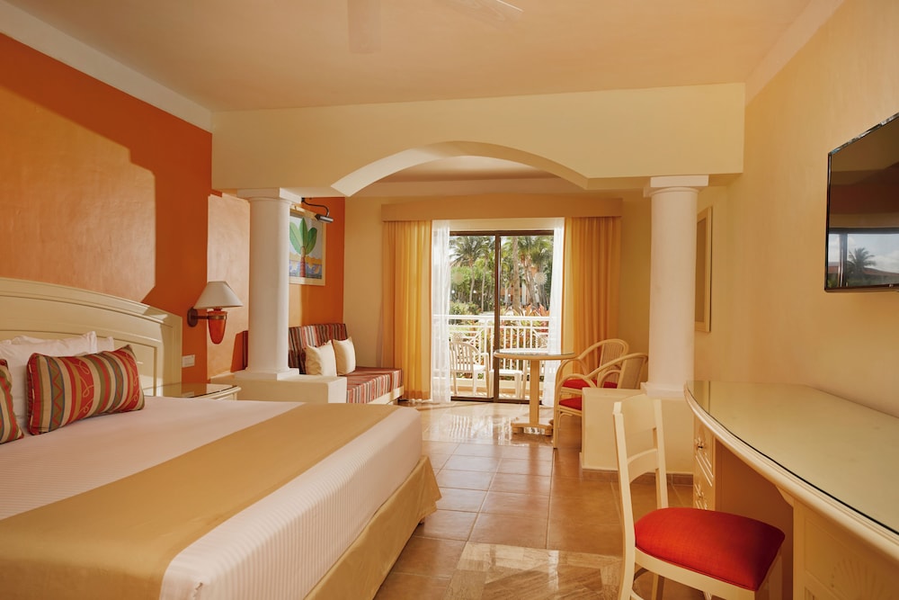 Suite junior, 1 cama de matrimonio grande del hotel Bahia Principe Grand Coba - All Inclusive