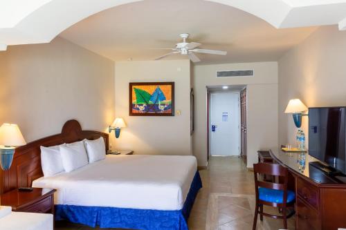 Suite Junior del hotel Bahia Principe Grand Tulum - All Inclusive. Foto 1