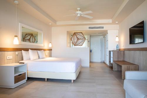 Habitación Superior Premium del hotel Bahia Principe Grand Tulum - All Inclusive. Foto 1