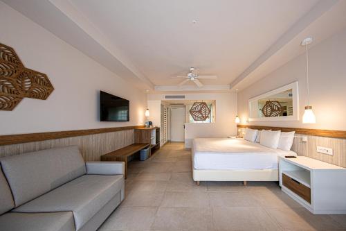 Habitación Superior Premium del hotel Bahia Principe Grand Tulum - All Inclusive. Foto 2