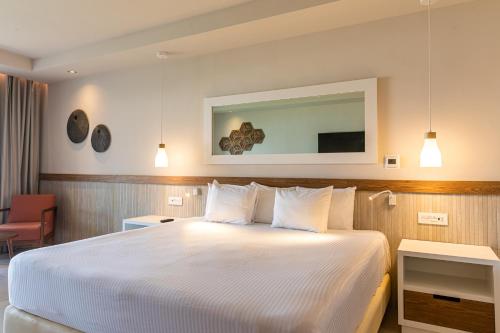 Habitación Superior Premium - Frente al mar del hotel Bahia Principe Grand Tulum - All Inclusive. Foto 1