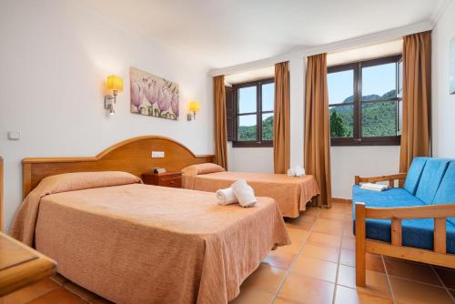 Estudio con Sofa Cama del hotel Hospedería Santuari de Lluc. Foto 1