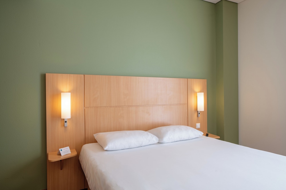 Habitación doble para 1 o 2 personas del hotel Ibis Kaunas Centre. Foto 2
