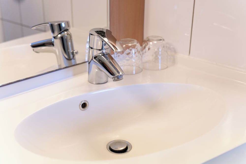 Habitación superior con 2 camas individuales del hotel Ibis Kaunas Centre. Foto 6