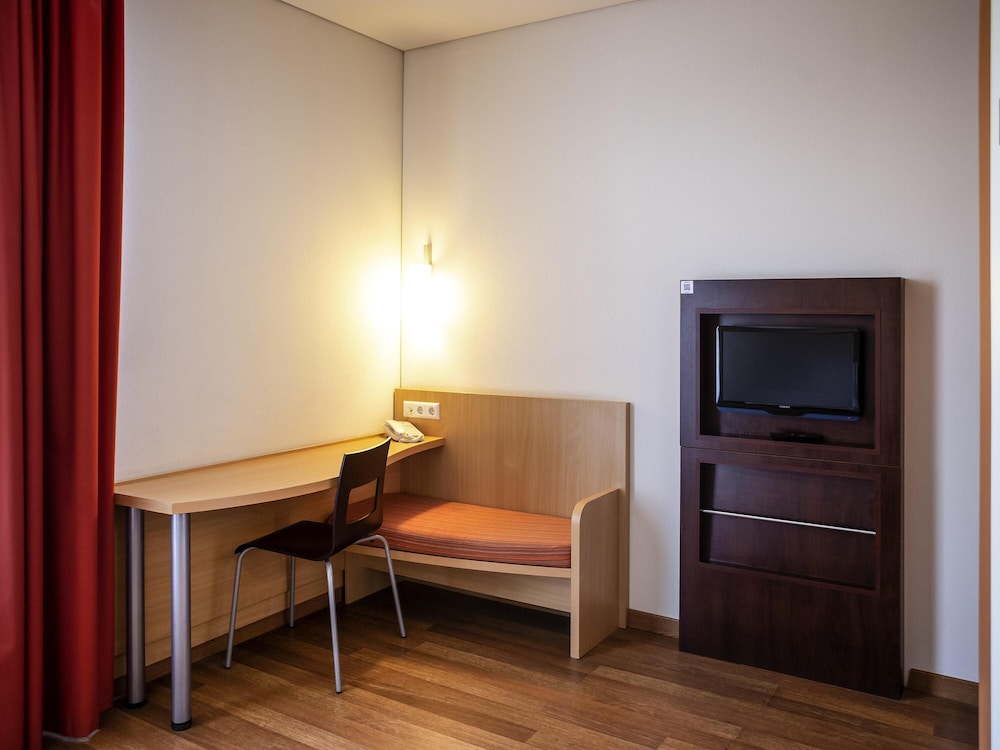 Habitación doble para 1 o 2 personas del hotel Ibis Kaunas Centre. Foto 3