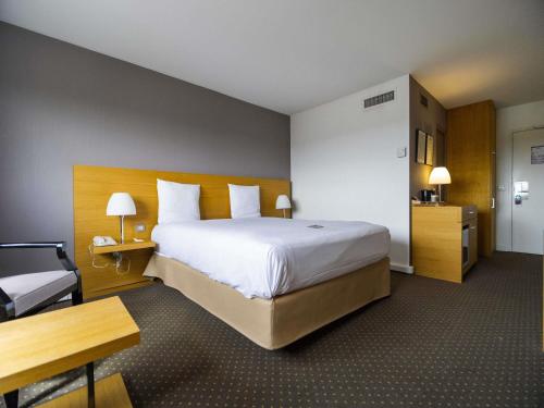 Habitación Doble Estándar del hotel Mercure Bordeaux Lac. Foto 4