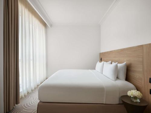 Superior King Suite with Partial Haram View del hotel Mövenpick and Residence Hajar Tower Makkah. Foto 5