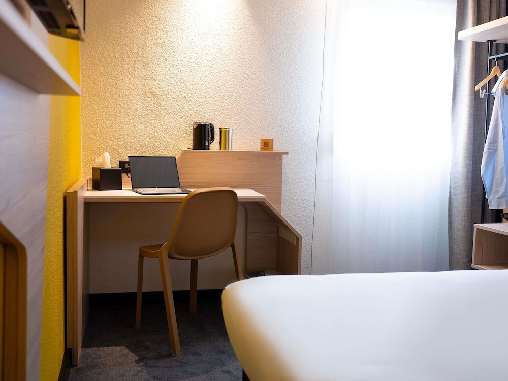 Habitación Estándar con cama doble del hotel Ibis Styles Strasbourg Nord Palais des Congrès. Foto 9