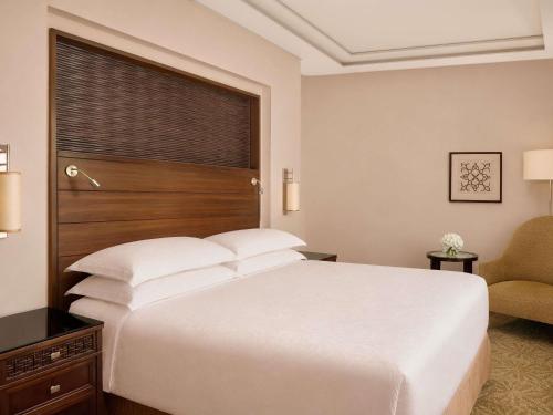 Deluxe King Room Haram del hotel Fairmont Makkah Clock Royal Tower. Foto 2