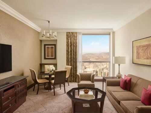 Duplex Twin Suite - Kaaba del hotel Fairmont Makkah Clock Royal Tower. Foto 3