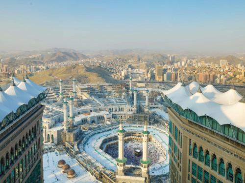 Signature Twin Room Kaaba del hotel Fairmont Makkah Clock Royal Tower. Foto 5