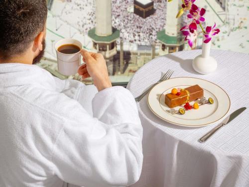 Fairmont Gold Twin Room Kaaba del hotel Fairmont Makkah Clock Royal Tower. Foto 5