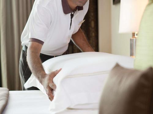 Suite Executive Fairmont Gold con vistas a la ciudad del hotel Fairmont Makkah Clock Royal Tower