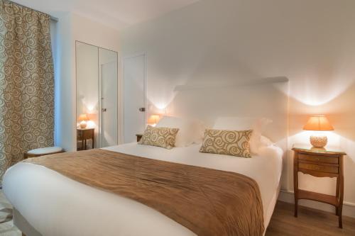 Habitación Doble Superior del hotel Arcadie Montparnasse. Foto 12