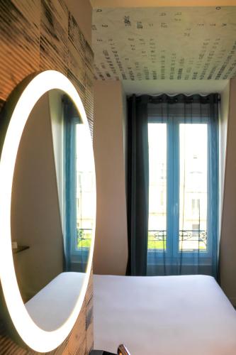 Habitación Doble Estándar del hotel Ibis Styles Paris Gare de Lyon Bastille. Foto 17