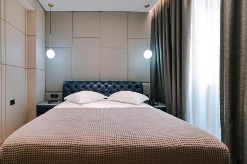 Suite Principal del hotel Saranda Butrinti, Affiliated by Melia. Foto 4