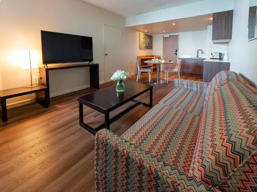 Junior Suite with One Double Bed - Ocean Side del hotel Novotel Dakar. Foto 3