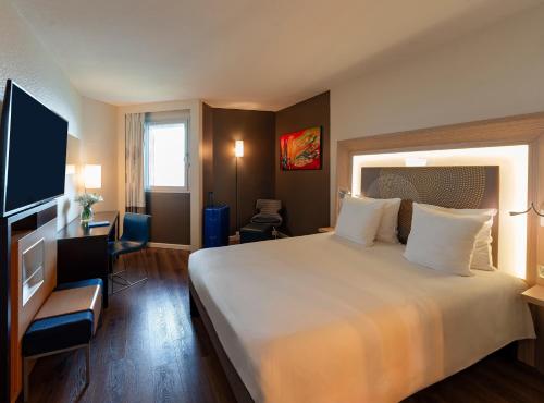 Junior Suite with One Double Bed - Ocean Side del hotel Novotel Dakar. Foto 17